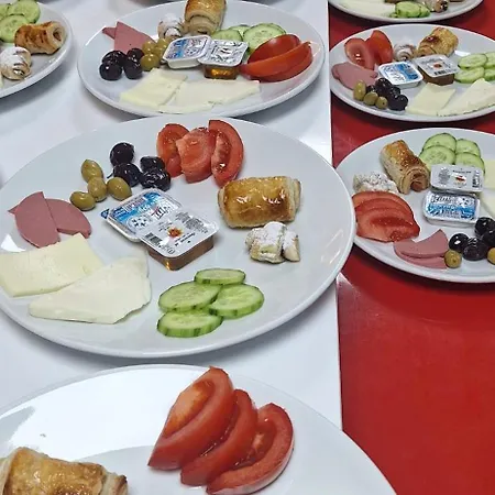 Hotel Ata *