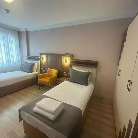 Hotel Ata *